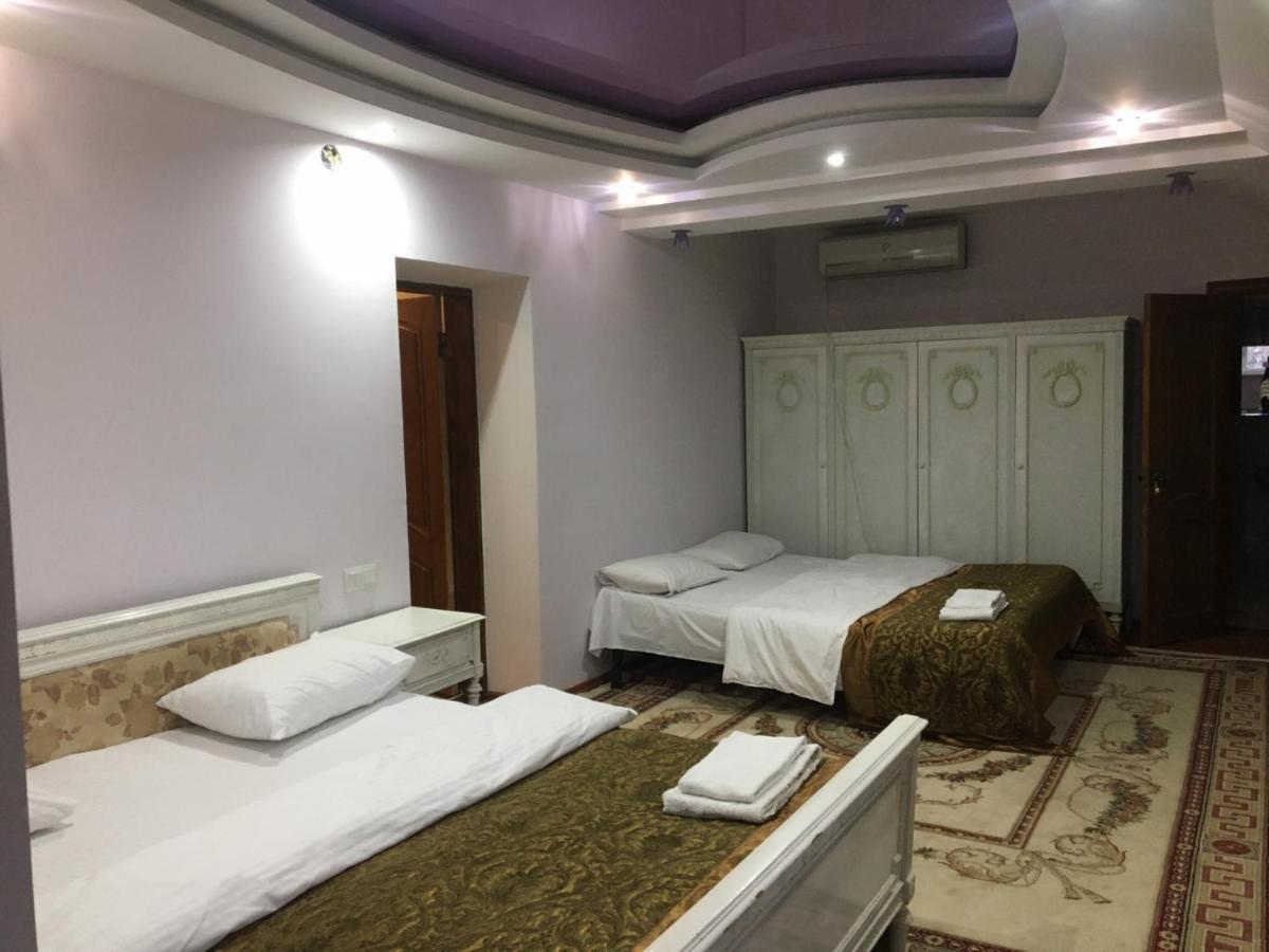 Hotel Ezio Codru Екстер'єр фото