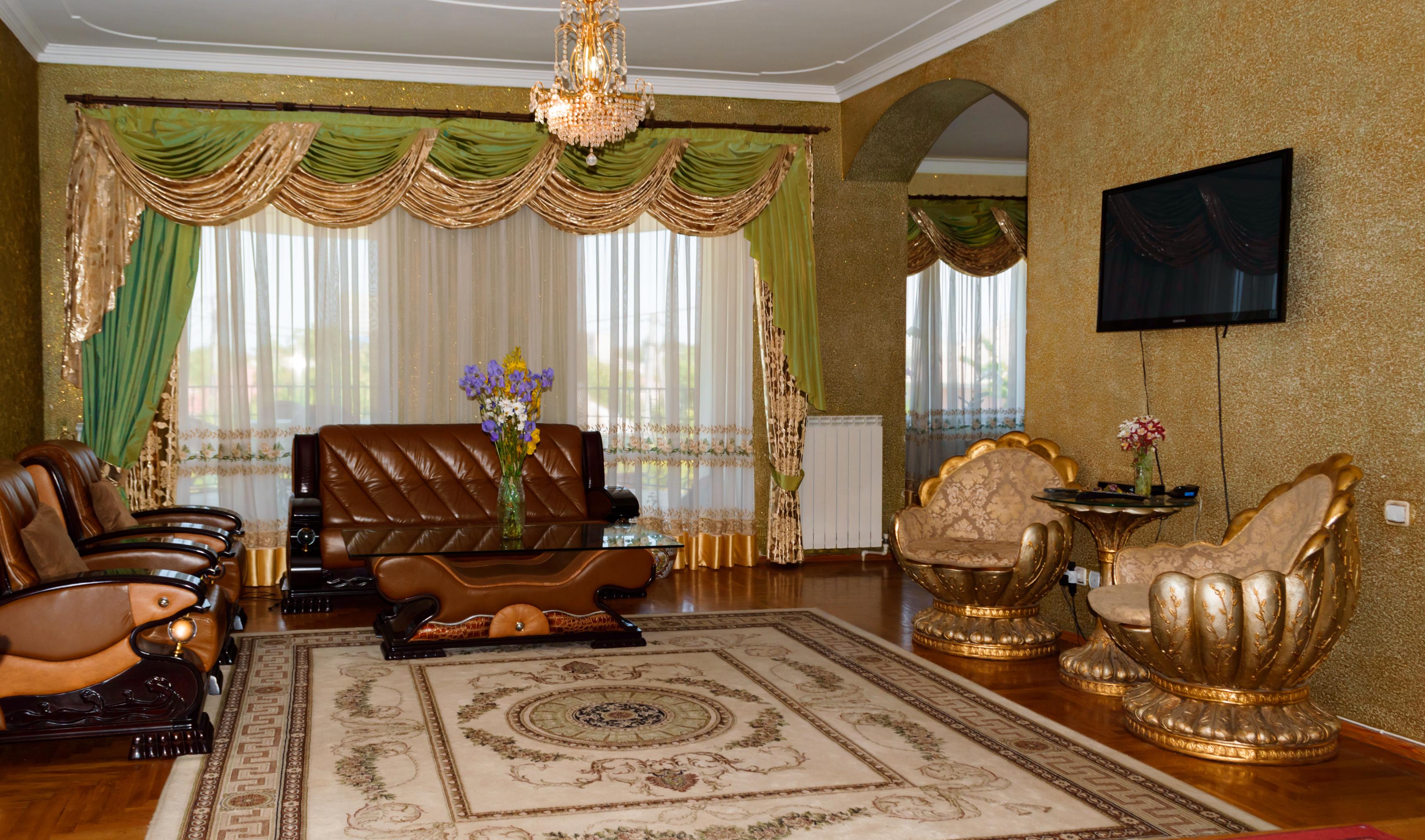 Hotel Ezio Codru Екстер'єр фото